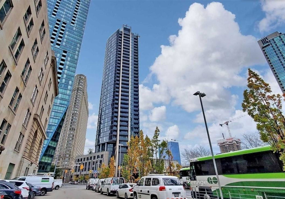 1-the-esplanade-drive-toronto-ontario-c13101218