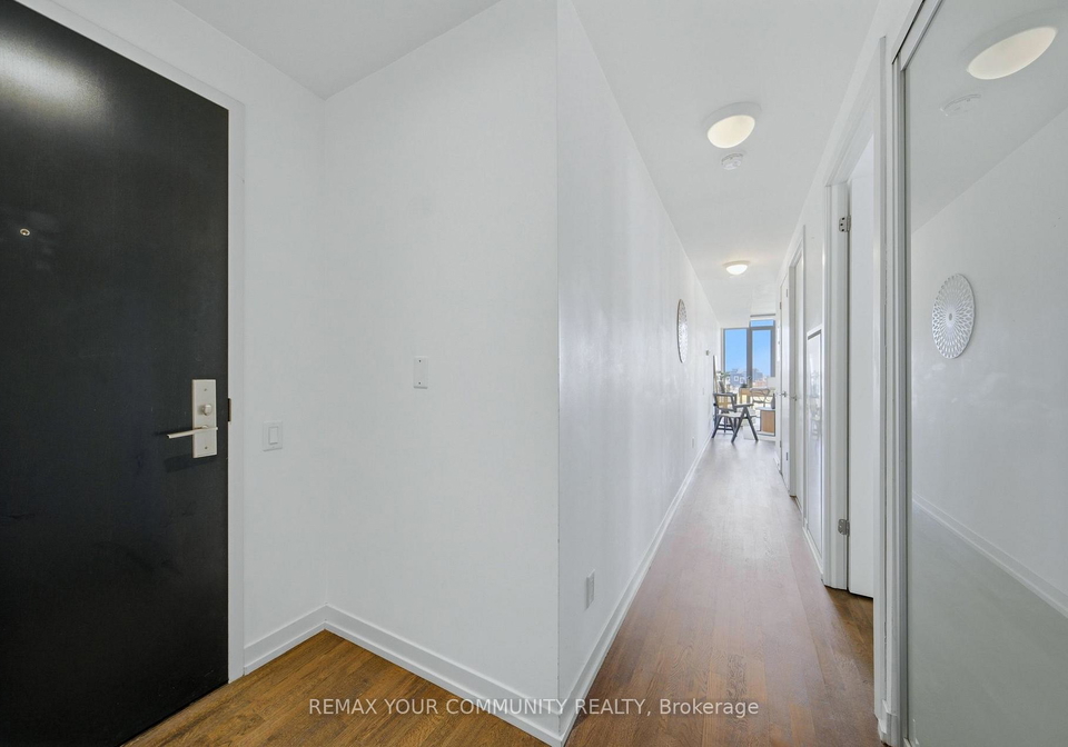95-bathurst-street-toronto-ontario-c13101394