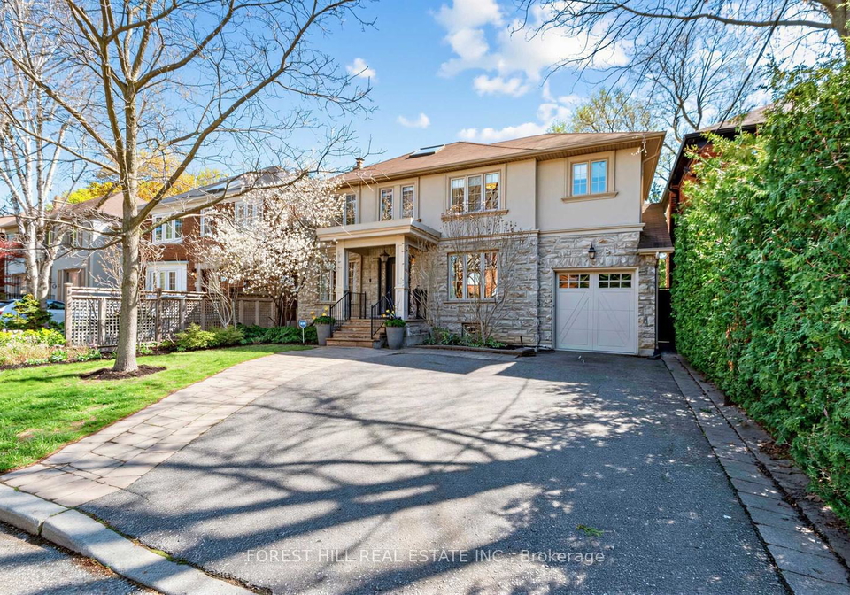 19-menin-road-toronto-ontario-c13101508