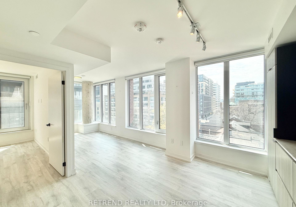 2-augusta-avenue-toronto-ontario-c13101510