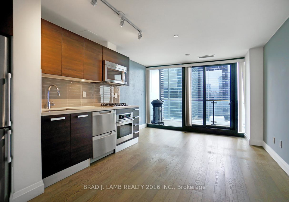 224-king-street-w-toronto-ontario-c13101566