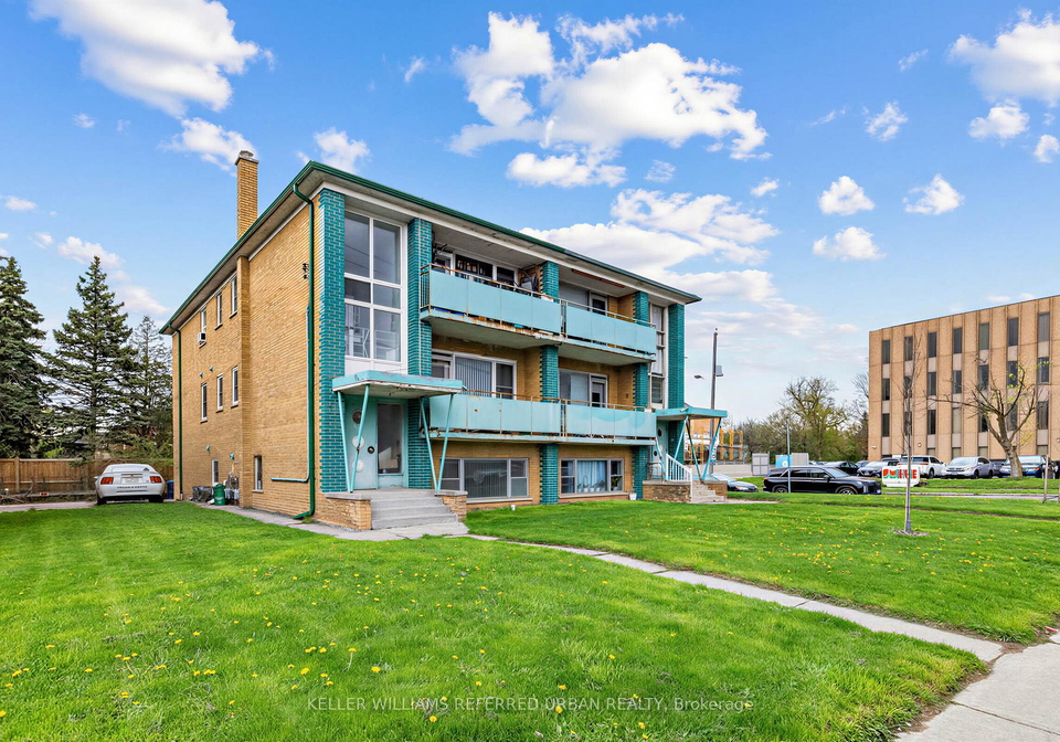 3867-bathurst-street-toronto-ontario-c13101604