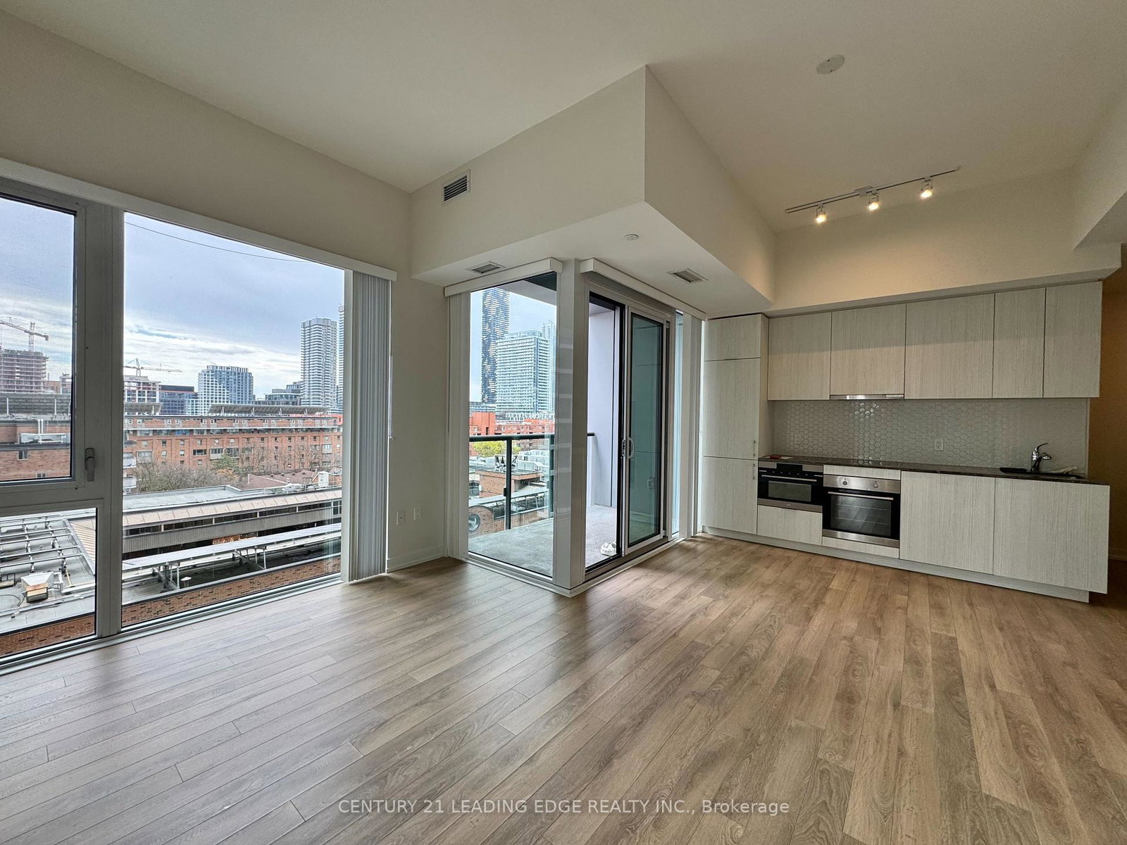 158-front-street-e-toronto-ontario-c13101652
