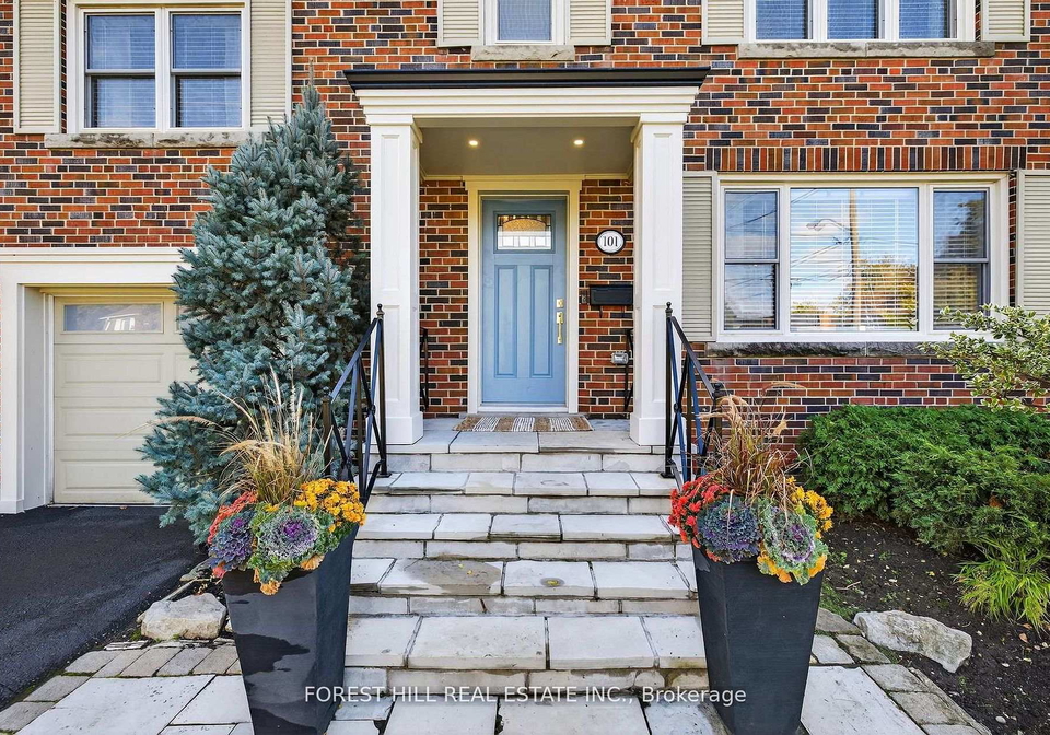 101-bombay-avenue-toronto-ontario-c13101750