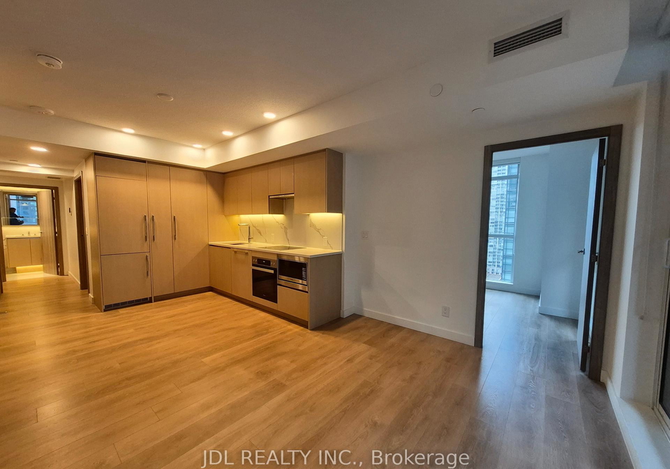 38-widmer-street-toronto-ontario-c13102146