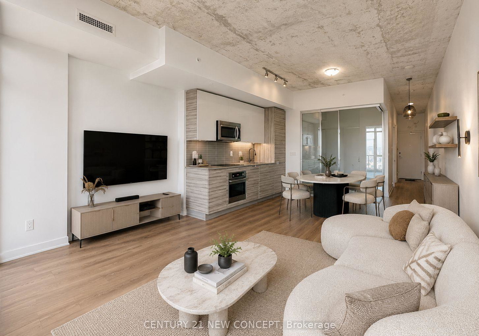 210-simcoe-street-toronto-ontario-c13102150