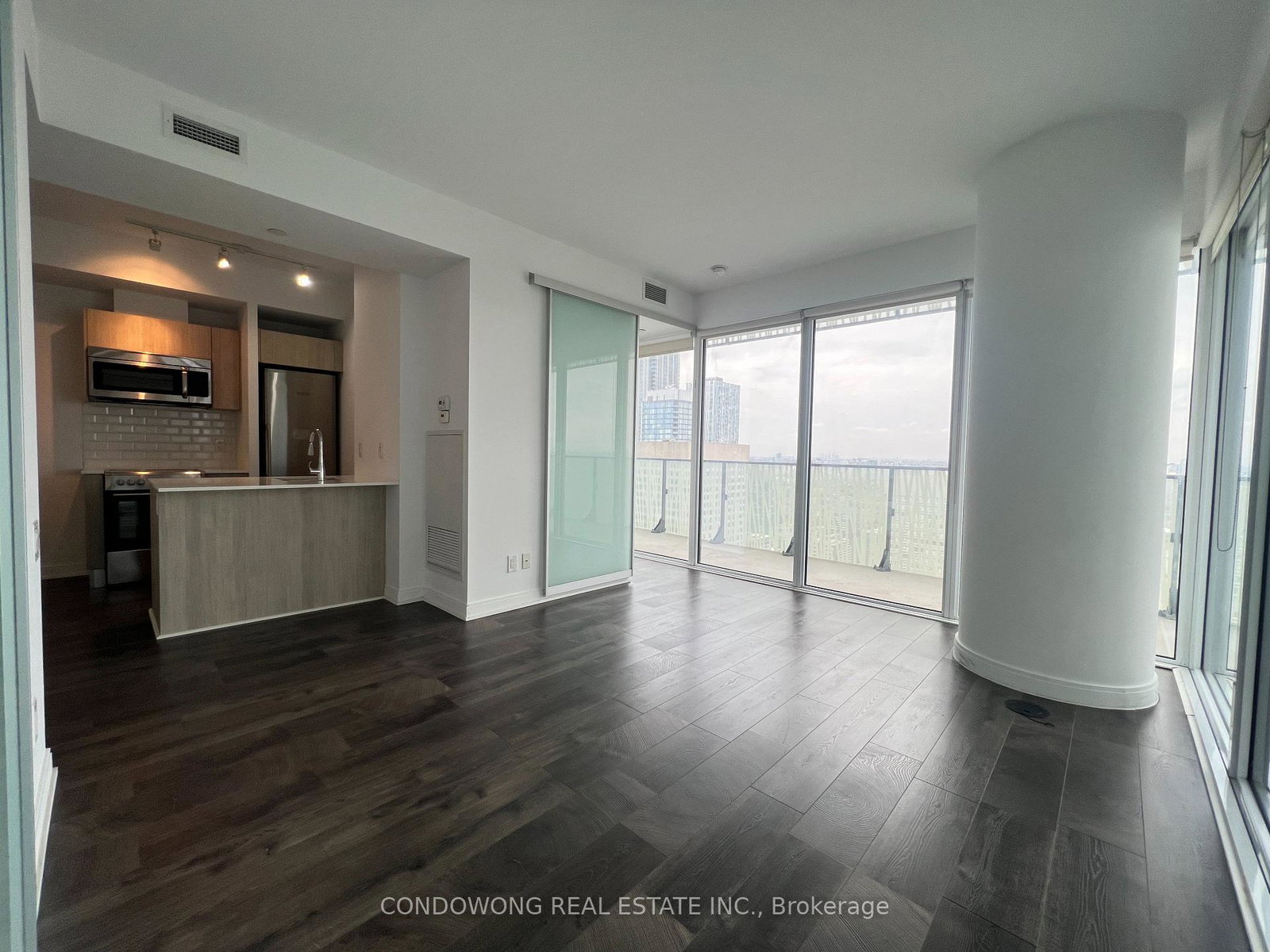 42-charles-street-e-toronto-ontario-c13102160