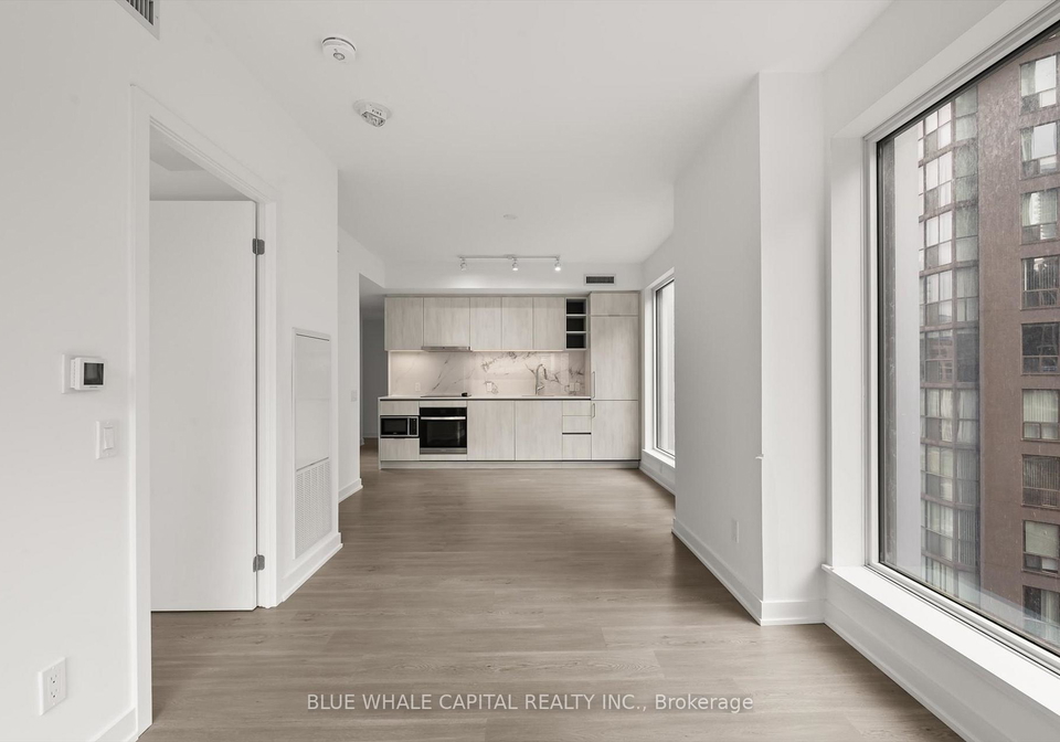 8-wellesley-street-w-toronto-ontario-c13102170