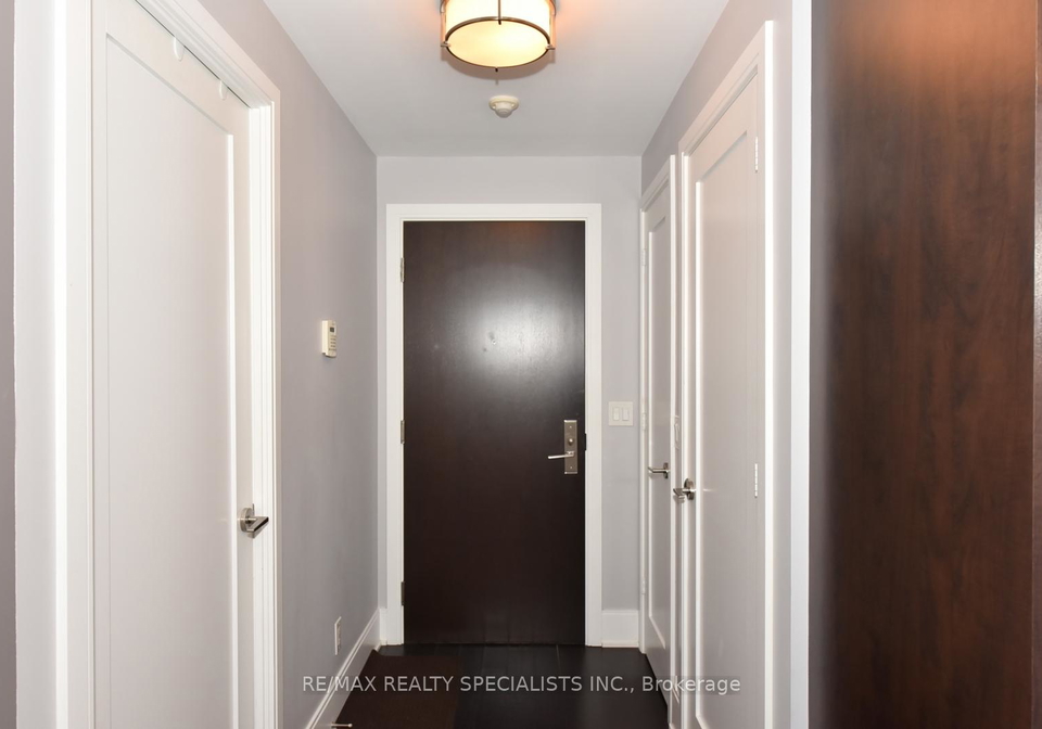 70-roehampton-avenue-toronto-ontario-c13102224