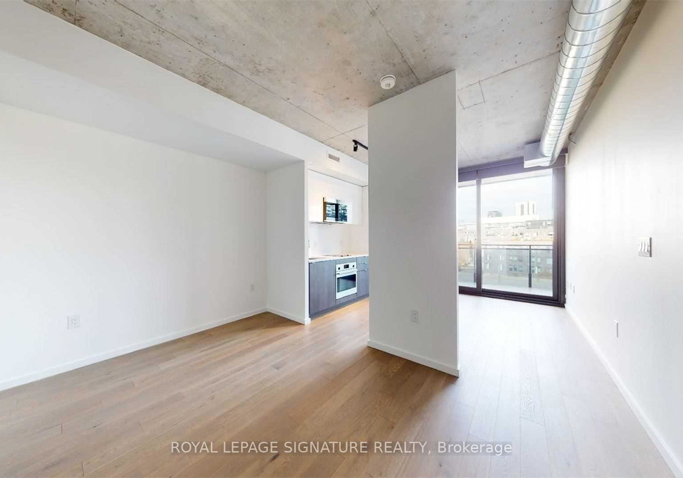 21-lawren-harris-square-toronto-ontario-c13102514