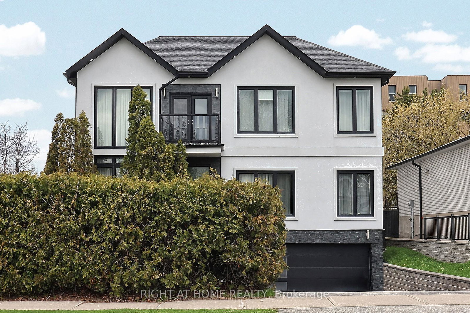 2-chalet-road-north-york-ontario-c13102644