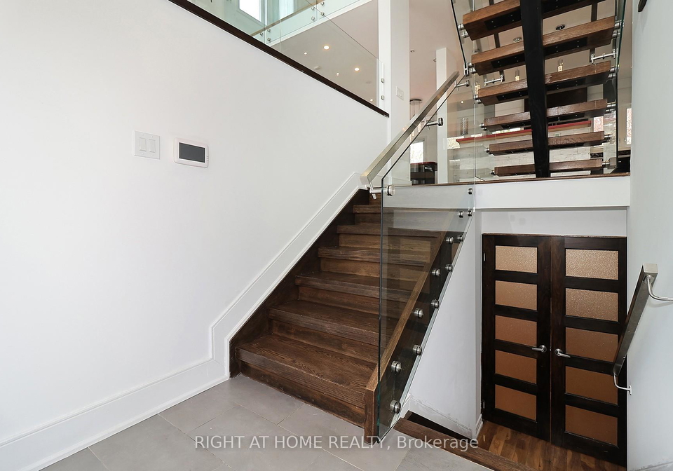 2-chalet-road-north-york-ontario-c13102644