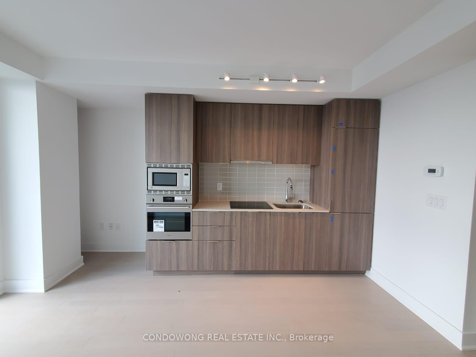 955-bay-street-toronto-ontario-c13102706