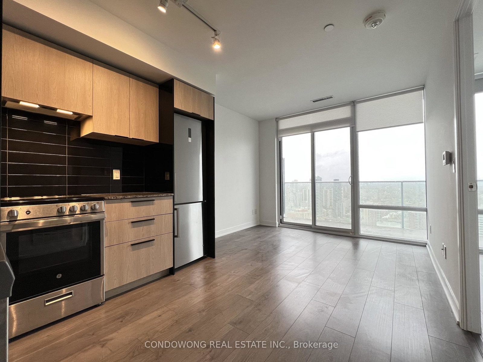 501-yonge-street-toronto-ontario-c13102920