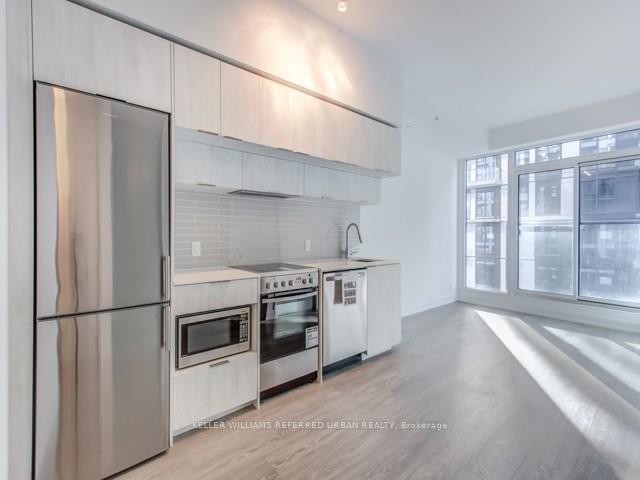 181-dundas-street-e-toronto-ontario-c13103034