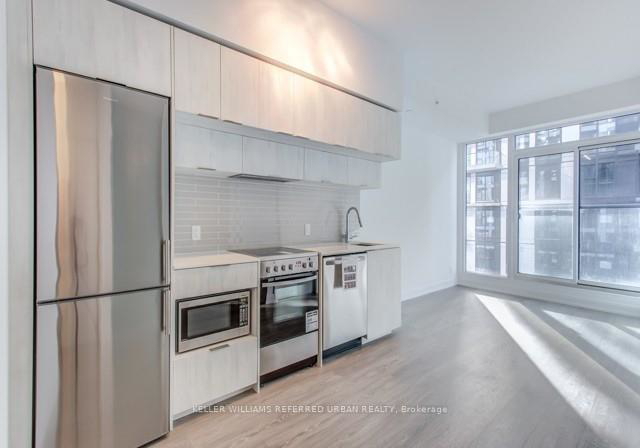 181-dundas-street-e-toronto-ontario-c13103034