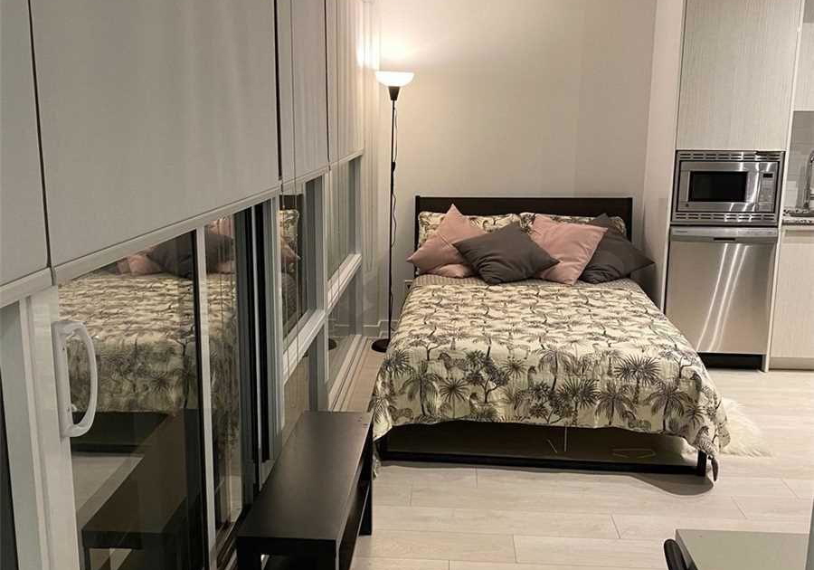 18-maitland-terrace-toronto-ontario-c13103076