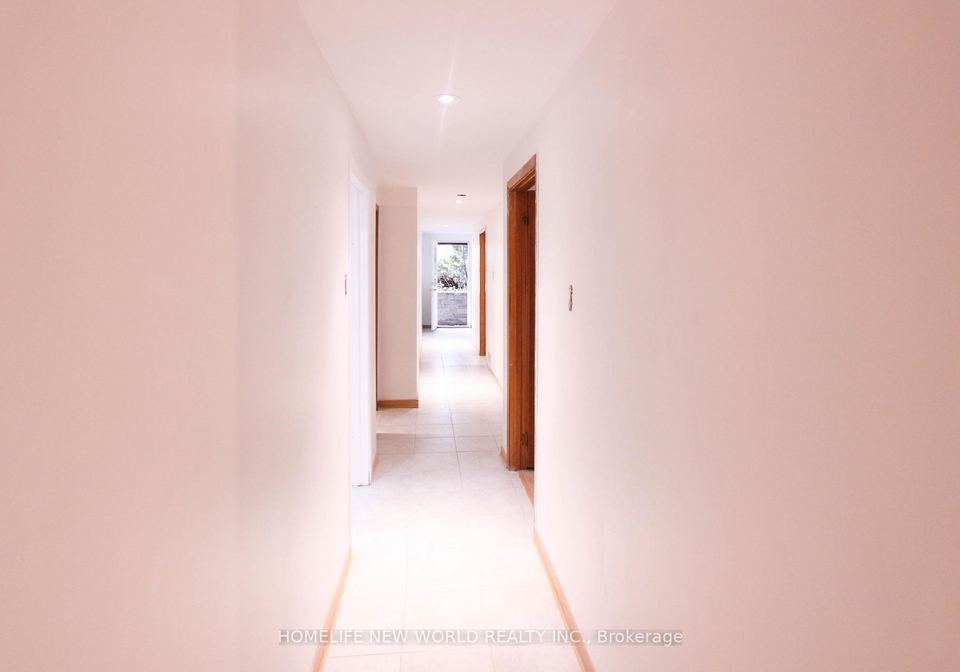 135-pineway-boulevard-north-york-ontario-c13103090