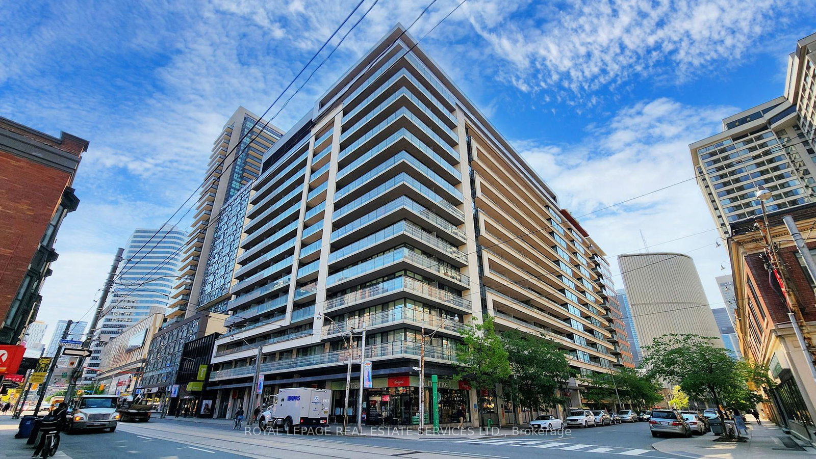 111-elizabeth-street-toronto-ontario-c13103126