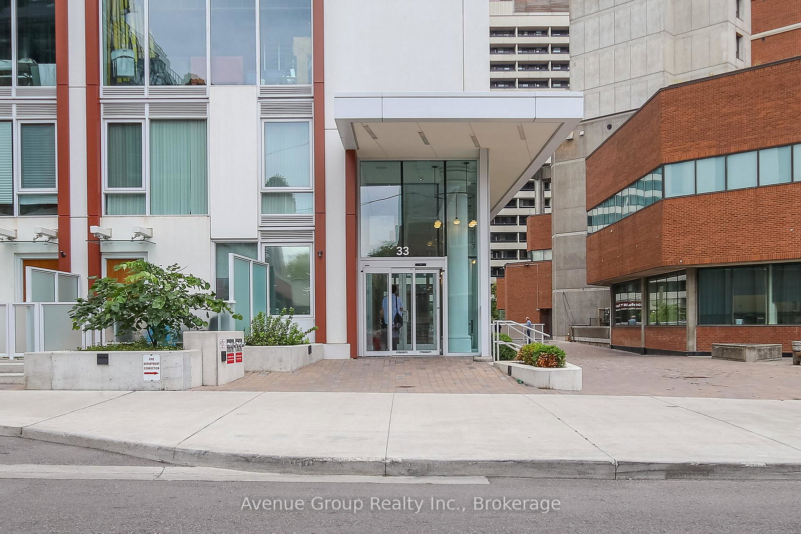 33-helendale-avenue-toronto-ontario-c13103144