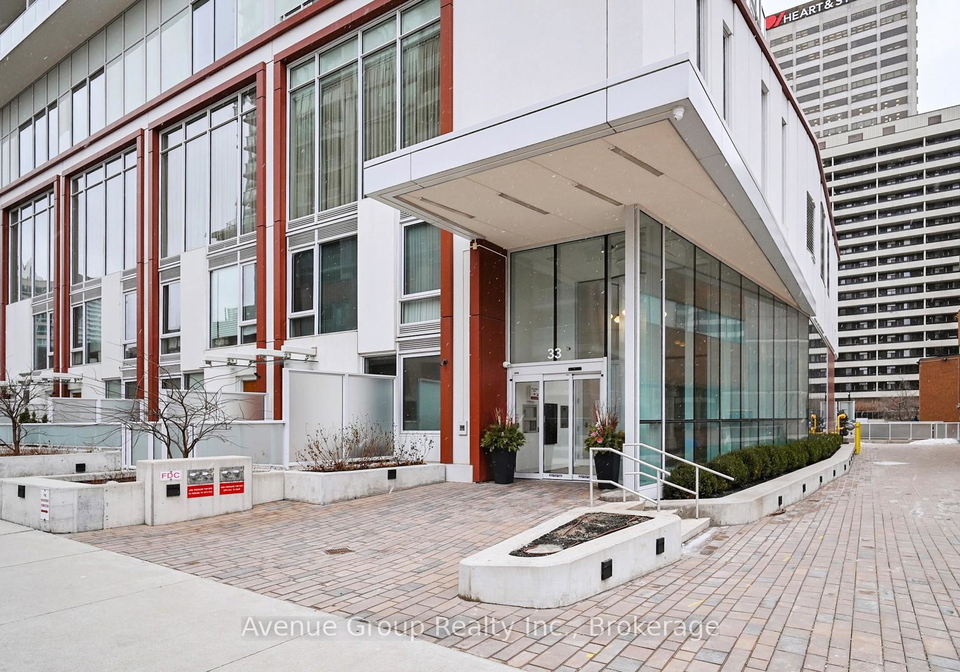 33-helendale-avenue-toronto-ontario-c13103144