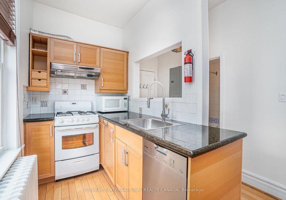 225-major-street-toronto-ontario-c13103454