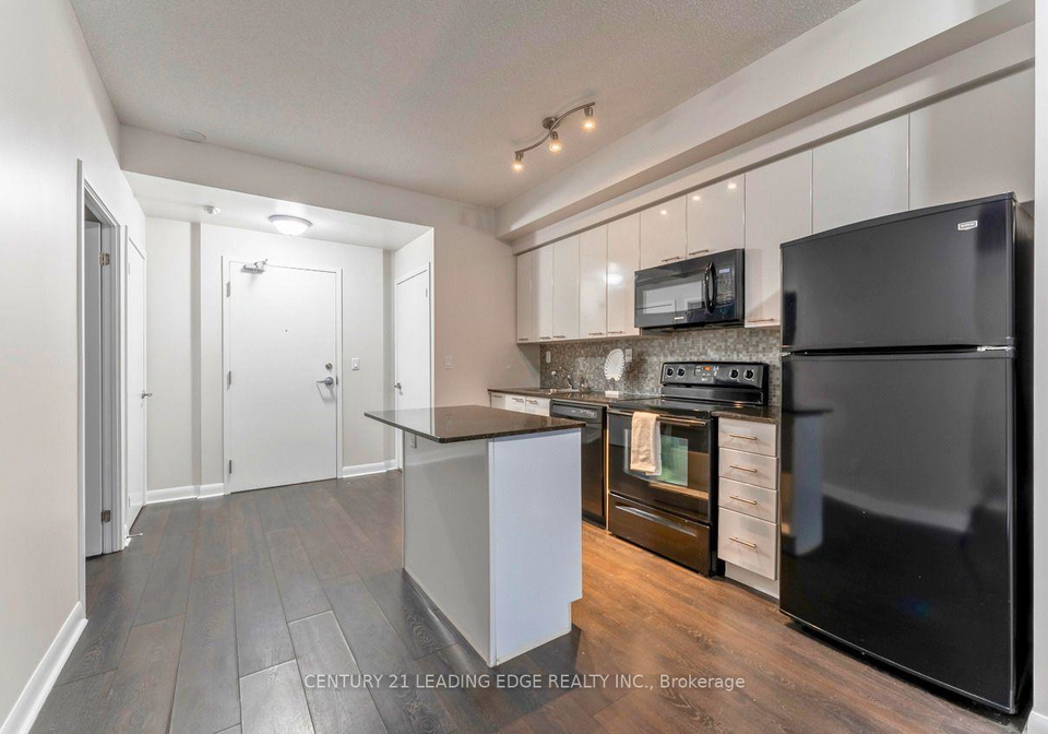 15-bruyeres-mews-toronto-ontario-c13103460