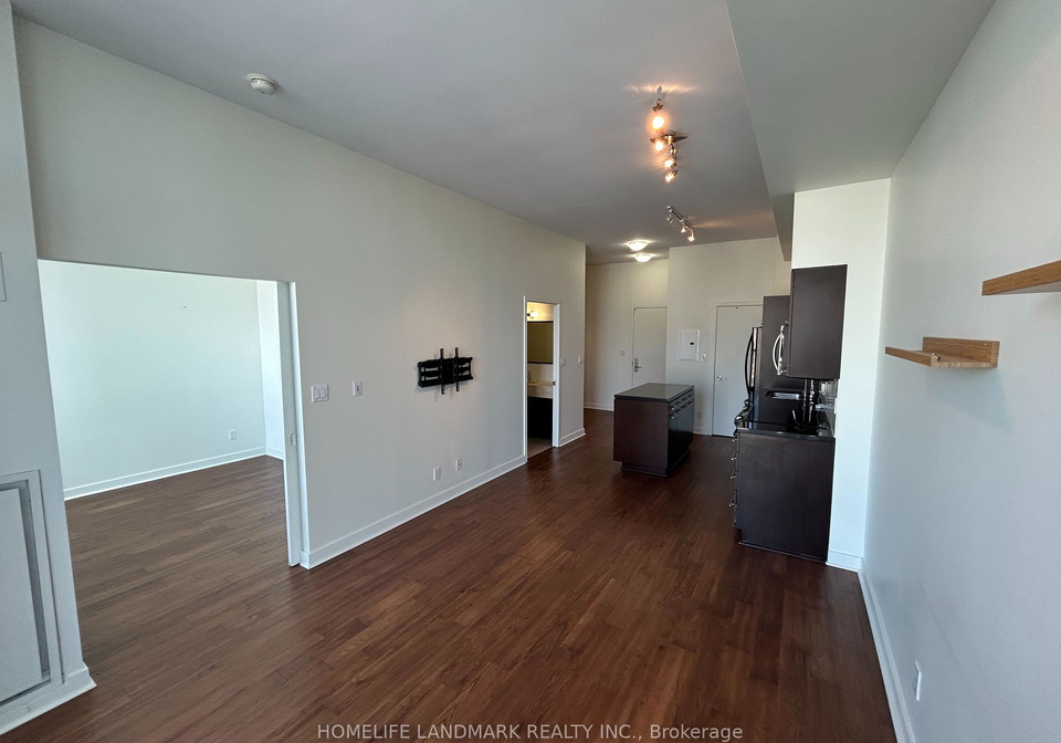126-simcoe-street-toronto-ontario-c13103638