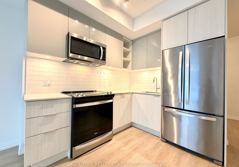 25-holly-street-toronto-ontario-c13103886