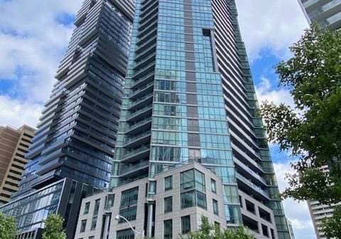 45-charles-street-e-toronto-ontario-c13104032