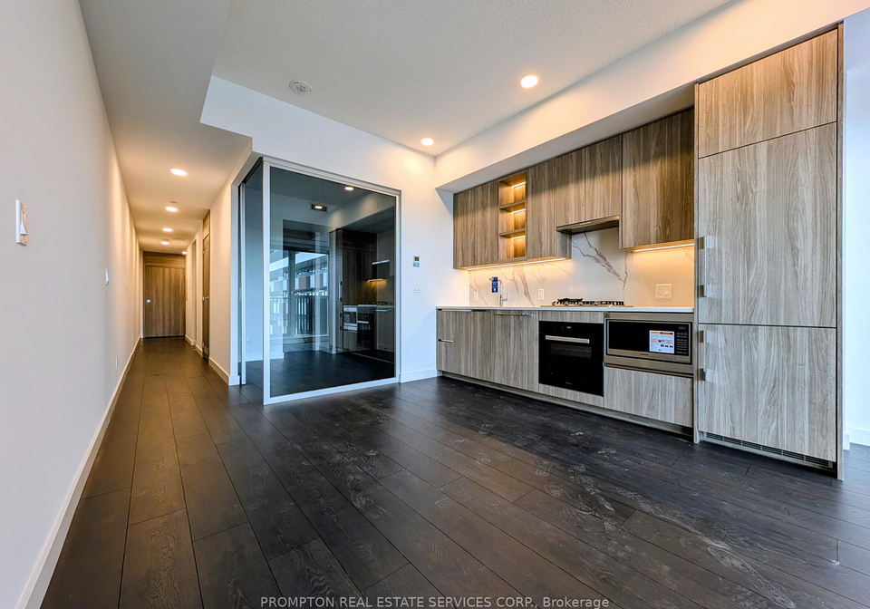 18-esther-shiner-boulevard-north-york-ontario-c13104110