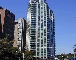 300-bloor-street-e-toronto-ontario-c13104182