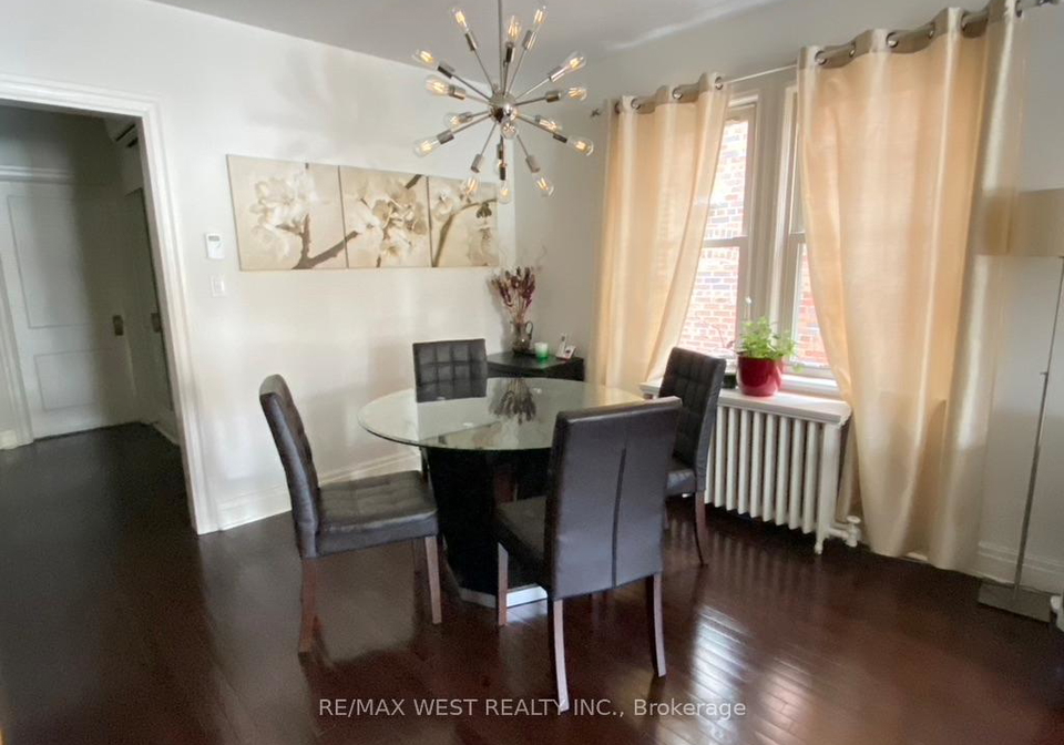305-st-clair-avenue-e-toronto-ontario-c13104324