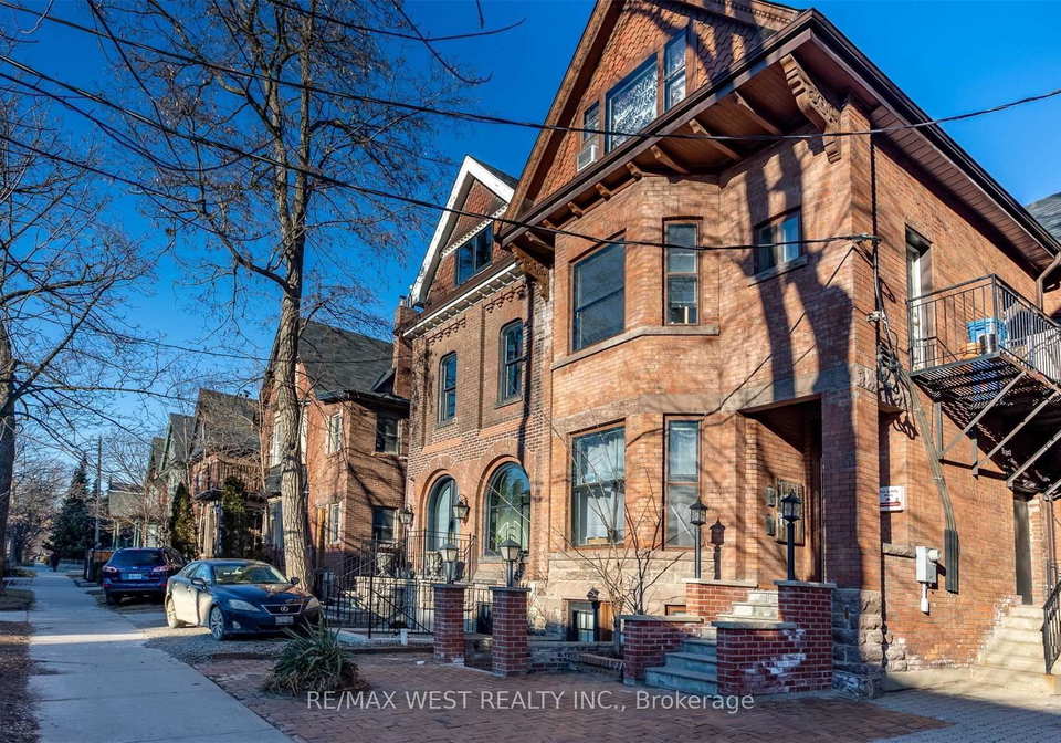 125-madison-avenue-toronto-ontario-c13104546