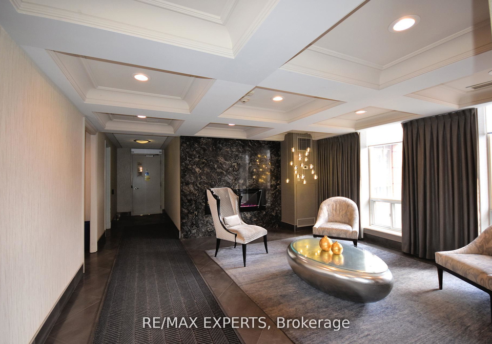 481-sw-rosewell-avenue-s-toronto-ontario-c13104978