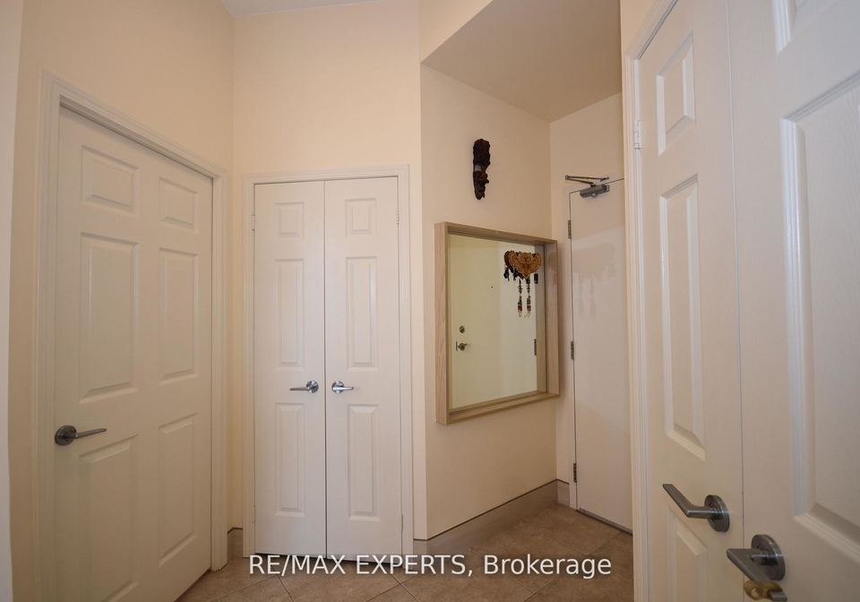 481-sw-rosewell-avenue-s-toronto-ontario-c13104978