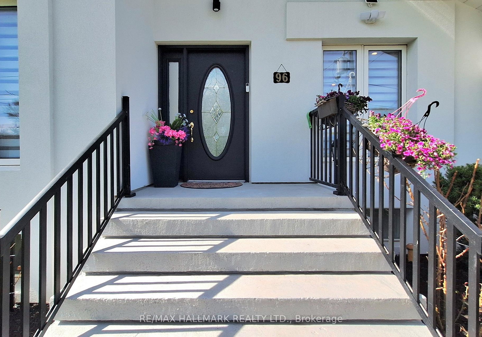 96-searle-avenue-toronto-ontario-c13105348