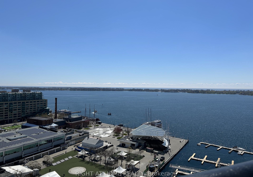 250-queens-quay-w-toronto-ontario-c13105412