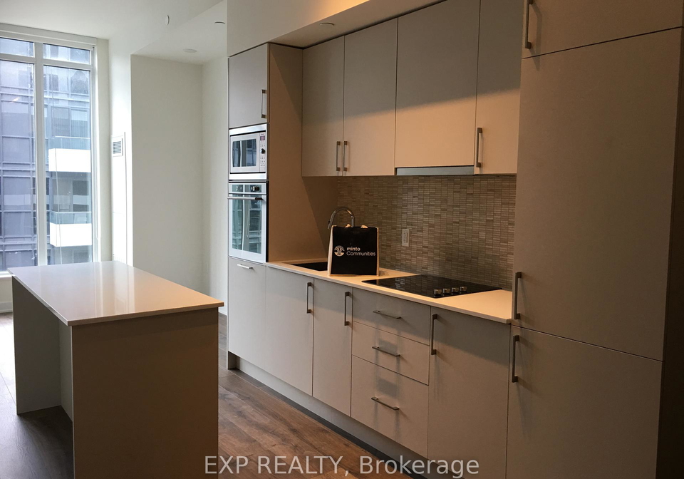 576-front-street-w-toronto-ontario-c13105508