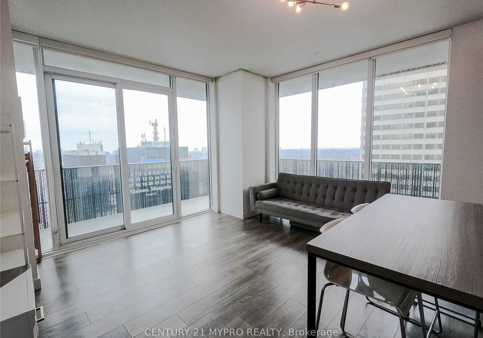 8-eglinton-avenue-e-toronto-ontario-c13105760