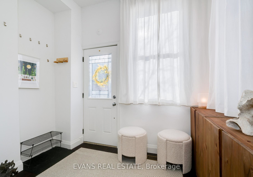 448-gerrard-street-e-toronto-ontario-c13106040