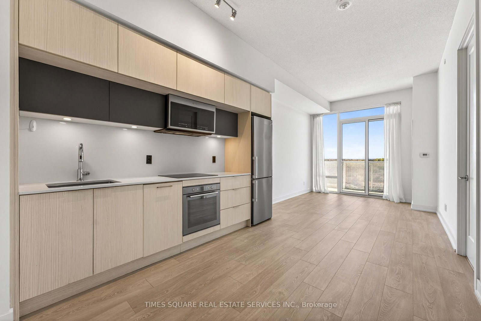 25-adra-grado-way-north-york-ontario-c13106204
