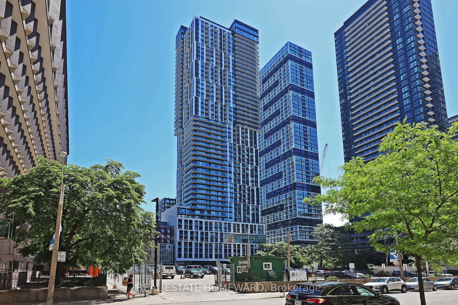 251-jarvis-street-toronto-ontario-c13106214