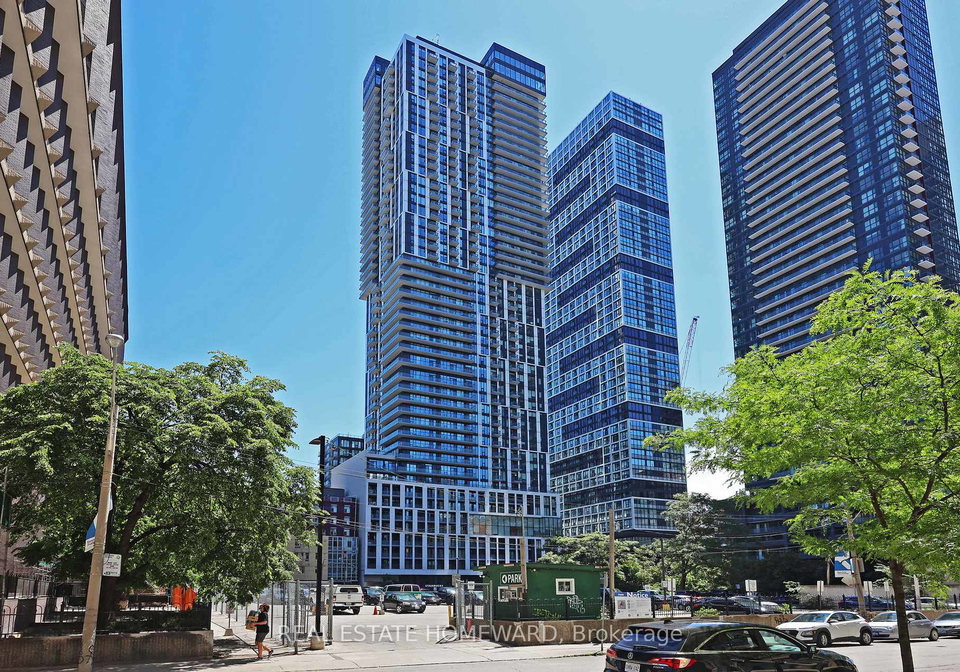 251-jarvis-street-toronto-ontario-c13106214