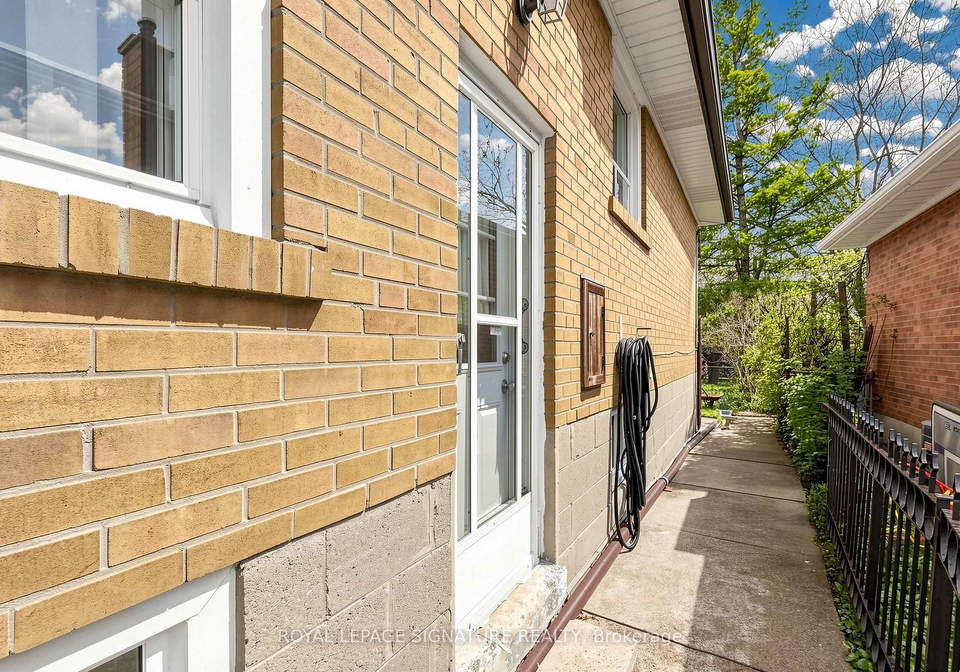 103-cummer-avenue-north-york-ontario-c13106270