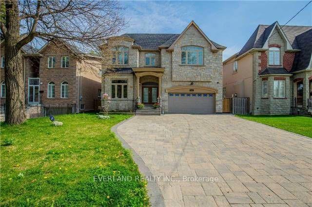 369-hollywood-main-avenue-north-york-ontario-c13106340