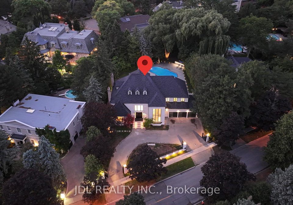 19-fifeshire-road-north-york-ontario-c13106346