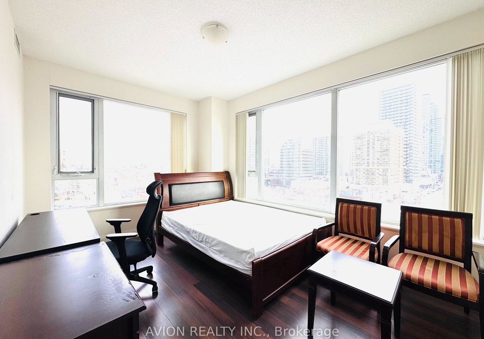 68-canterbury-place-toronto-ontario-c13106414