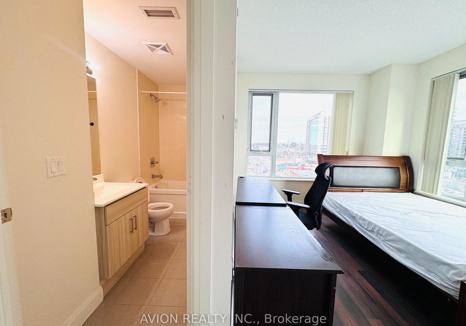 68-canterbury-place-toronto-ontario-c13106414