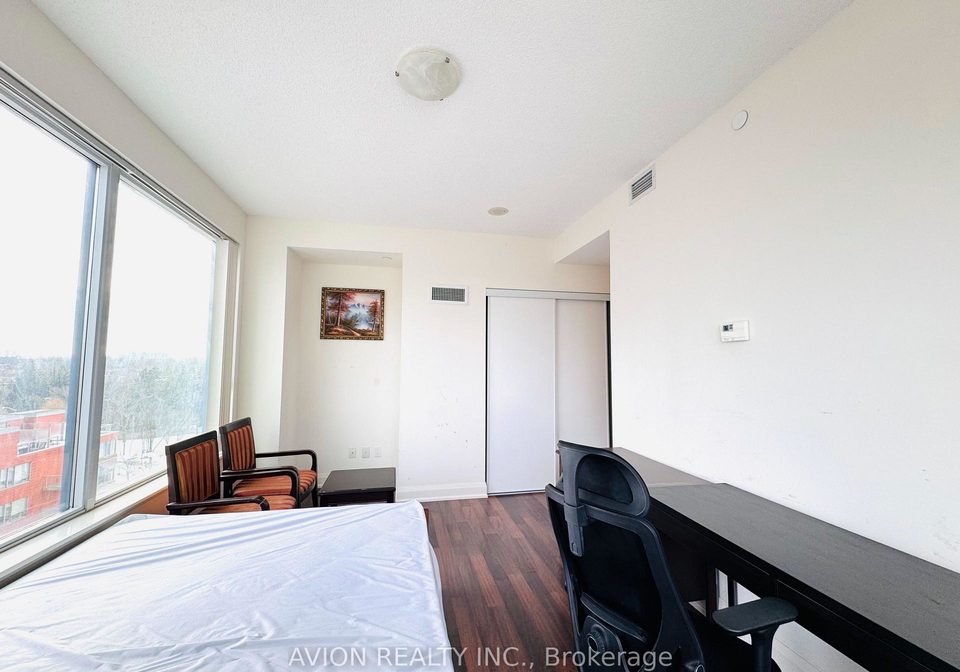 68-canterbury-place-toronto-ontario-c13106414